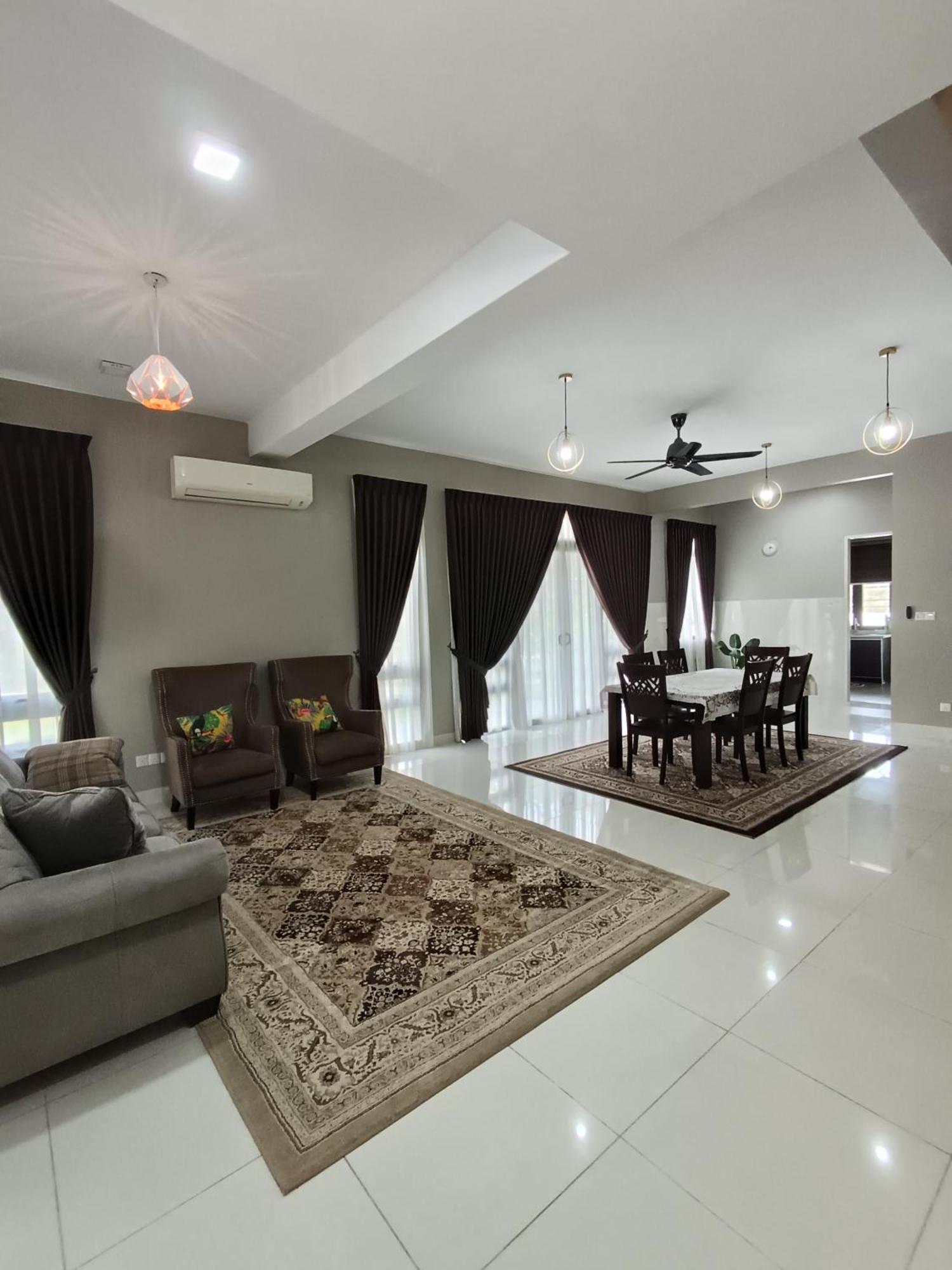 Pinevalley Homestay Putrajaya Presint 12 Esterno foto